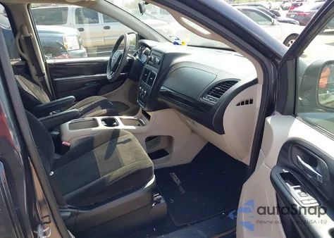 2013 Dodge Grand Caravan Sxt z USA, uszkodzony, nr VIN 2C4RDGCG9DR817721